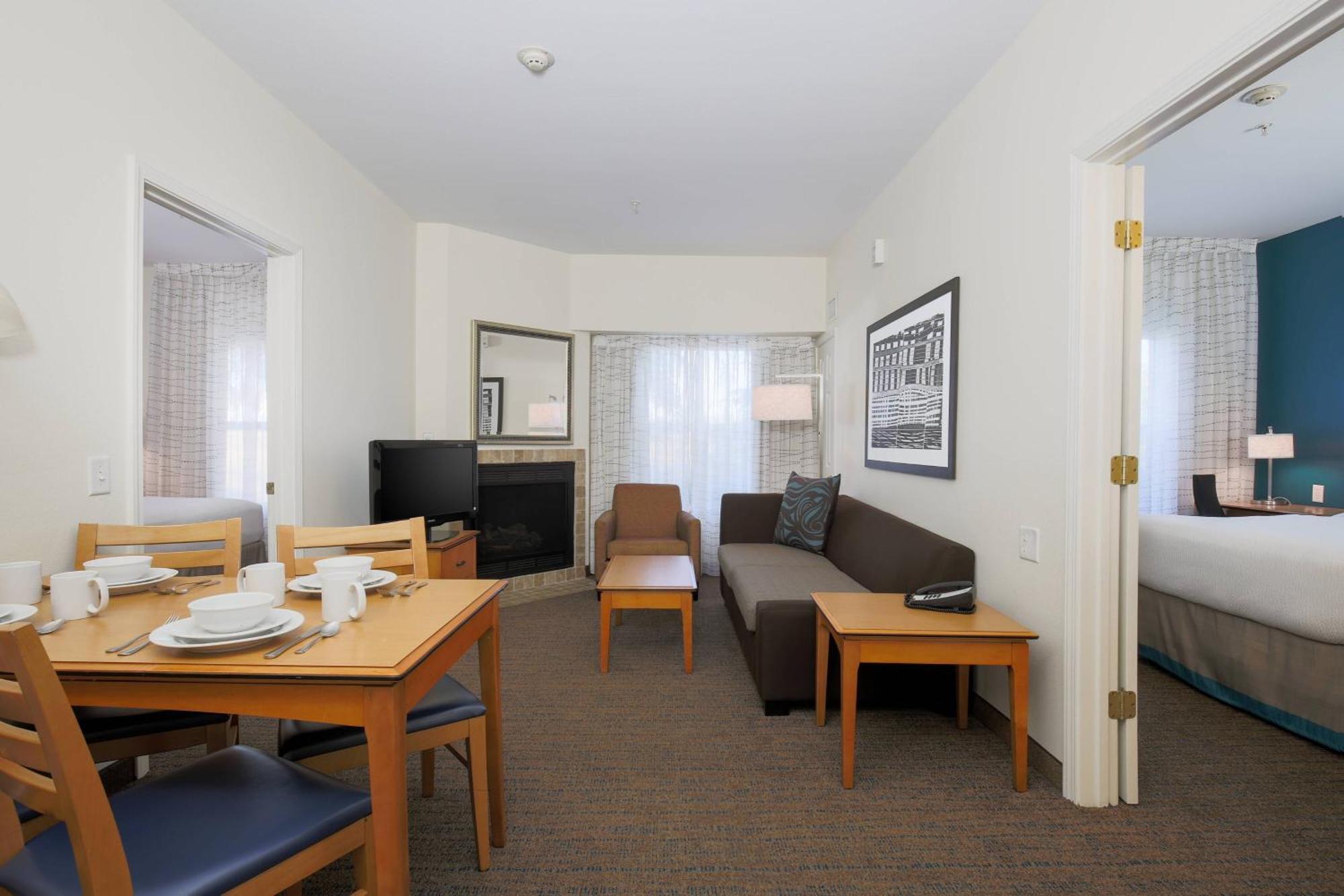 Residence Inn Chico Exterior photo